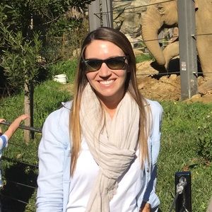 Meet your Posher, Lindsey